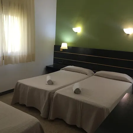 Proa Astor Hotel *